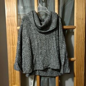 Forever 21 Cowl Cape/Poncho size L